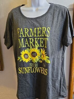 Cuipid's Love Graphic Tee - Dark Gray with Sunflowers and Farmers Market Graphic